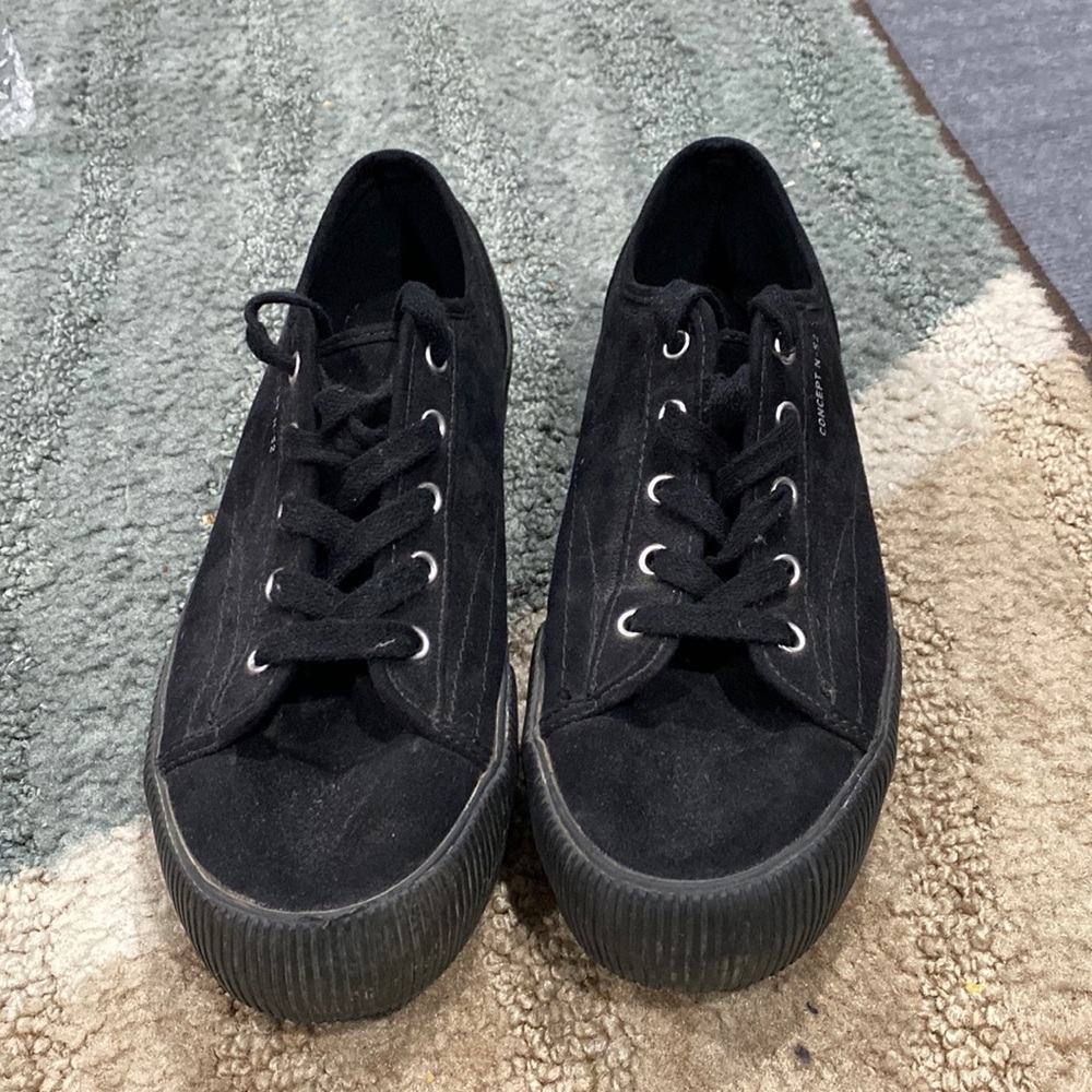 Platform shoes